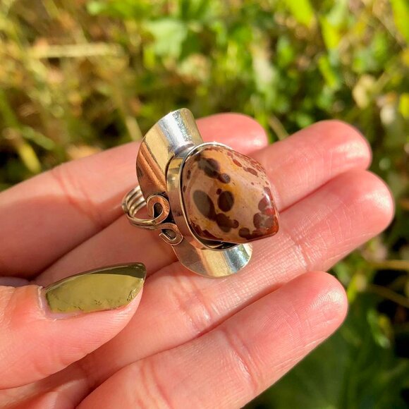 Boho Earthy Leopard Skin Jasper Chunky Crystal Ring - Picture 2 of 4